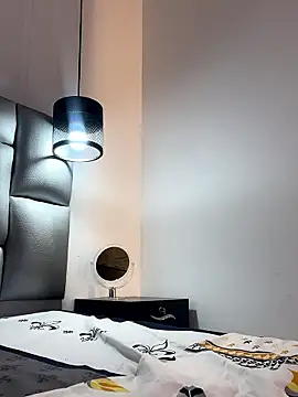 Snapshot of Iamcami_ chatting on February 27, 2026, 7:25 pm Iamcami online show from February 27, 2026, 7:25 pm