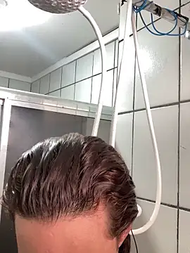 Snapshot of ofjuliaa chatting on January 14, 2026, 5:51 pm ofjuliaa online show from January 14, 2026, 5:51 pm