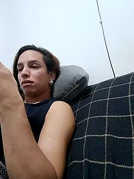 ofjuliaa online show from March 24, 2026, 9:53 pm