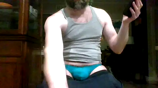 Snapshot of controlmyhole chatting on March 28, 2026, 5:40 am controlmyhole online show from March 28, 2026, 5:40 am