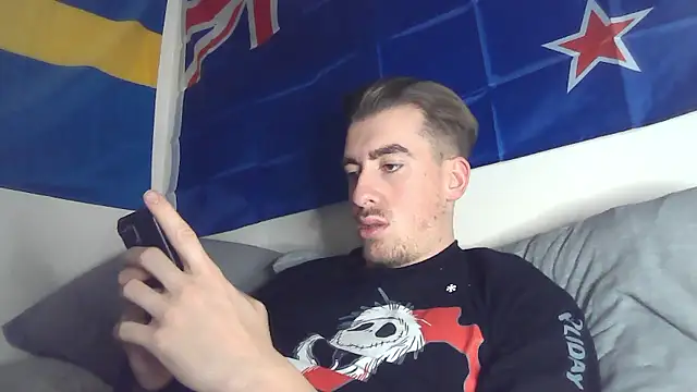 essexboy 2002 online show from January 14, 2026, 11:53 pm