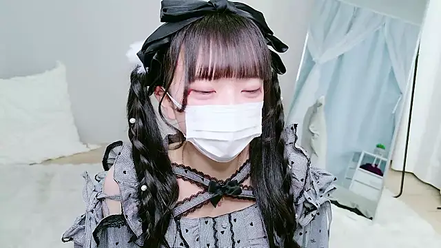 Snapshot of Nonn_chan chatting on February 9, 2026, 4:38 am Nonn chan online show from February 9, 2026, 4:38 am