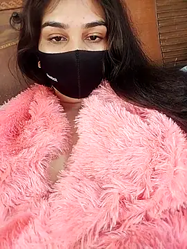 Snapshot of babydoll7172 chatting on January 14, 2026, 3:45 am babydoll7172 online show from January 14, 2026, 3:45 am