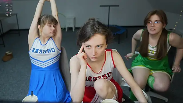 Orly flame online show from February 12, 2026, 3:51 pm