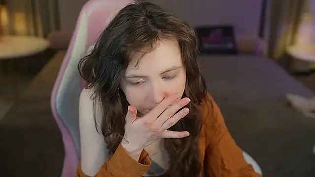 Orly flame online show from April 16, 2026, 12:06 pm