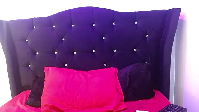 Angel adrien online show from February 27, 2026, 12:49 pm