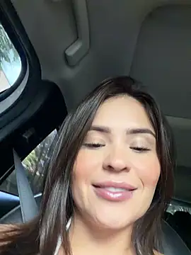 SofiaGomez444 online show from May 18, 2026, 4:57 pm