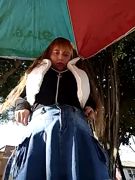 ISABELLA-01  online show from February 14, 2026, 9:22 pm