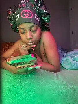 Snapshot of oshun6360 chatting on February 7, 2026, 4:49 am oshun6360 online show from February 7, 2026, 4:49 am