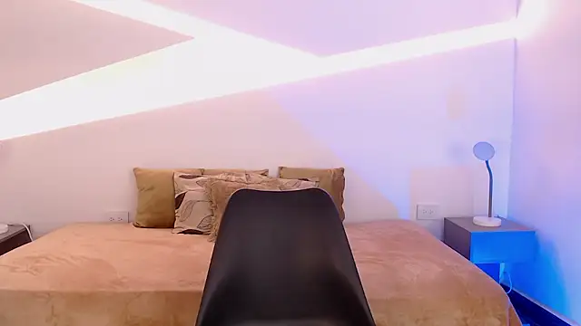 Chel Stone online show from February 4, 2026, 10:58 pm