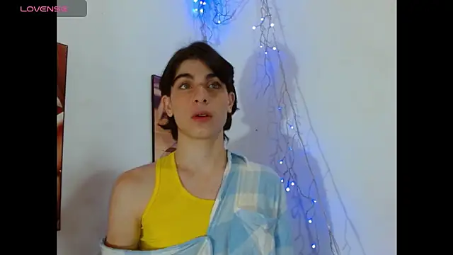 lilithot23 online show from March 25, 2026, 2:01 pm