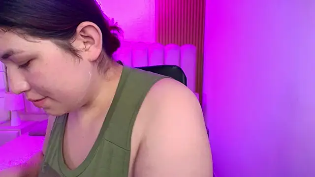 azul veraa online show from February 2, 2026, 12:15 pm