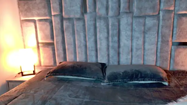 azul veraa online show from March 3, 2026, 12:22 pm