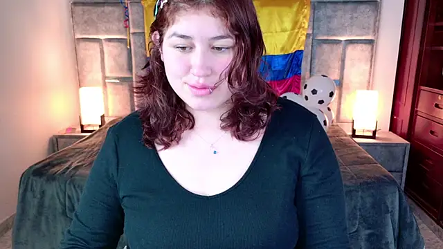 Snapshot of azul_veraa chatting on July 1, 2026, 12:18 pm azul veraa online show from July 1, 2026, 12:18 pm