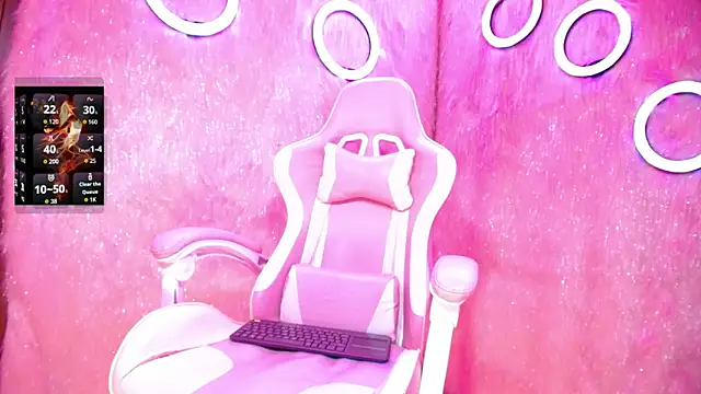 Snapshot of sabrina_cowper chatting on April 2, 2026, 8:17 pm sabrina cowper online show from April 2, 2026, 8:17 pm