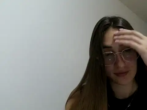 Noracherry online show from March 2, 2026, 3:20 am