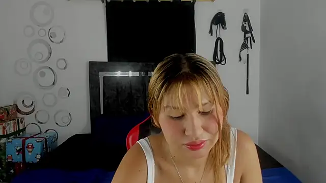 Bella Blanca online show from January 13, 2026, 12:21 pm