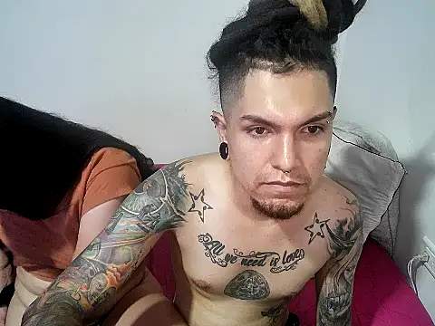 steffandjoshh420 online show from March 4, 2026, 2:39 am