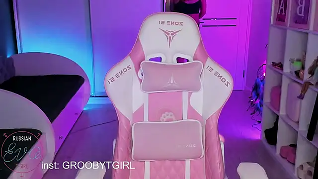 SibylVex online show from January 17, 2026, 11:15 am