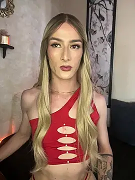 Alana Stone online show from April 22, 2026, 7:04 pm