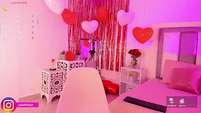 Leilafisherr online show from February 13, 2026, 9:11 pm