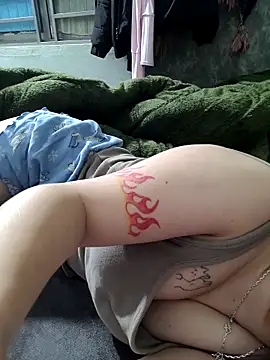 -LunaLust online show from March 10, 2026, 11:48 am