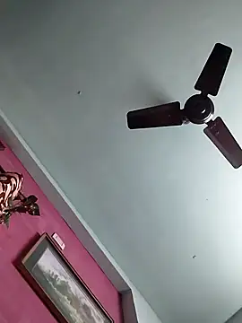 pinkisaha75 online show from April 9, 2026, 2:11 am