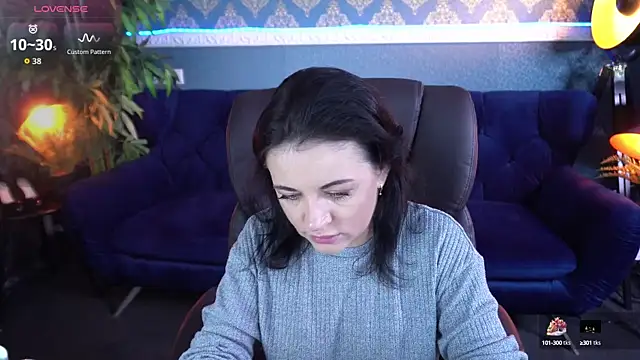 Dafni Monn online show from October 4, 2025, 5:49 am