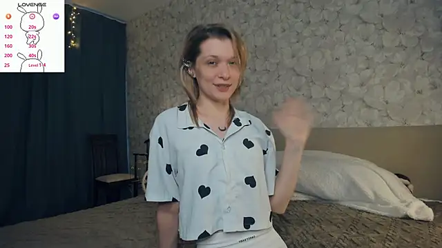 Snapshot of ReganShroff chatting on January 9, 2026, 8:06 am ReganShroff online show from January 9, 2026, 8:06 am