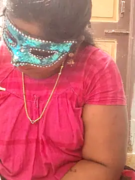 divyasree1431 online show from February 5, 2026, 5:12 am