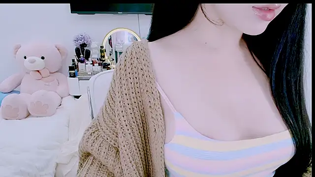 Pari Kilian22 online show from January 11, 2026, 9:42 pm