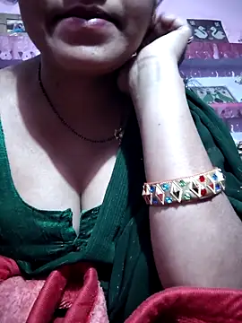 Snapshot of Nilam_cute chatting on February 28, 2026, 6:53 pm Nilam cute online show from February 28, 2026, 6:53 pm