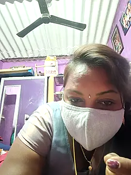 Tamil Hot Priya online show from February 10, 2026, 11:42 pm