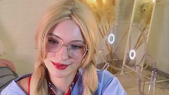 Snapshot of Yayaa_Love chatting on March 15, 2026, 4:13 pm Yayaa Love online show from March 15, 2026, 4:13 pm