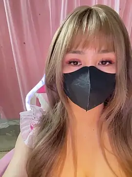 -Violet-t online show from March 21, 2026, 12:43 pm