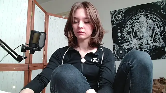 Mysterious Toy online show from March 19, 2026, 1:37 pm