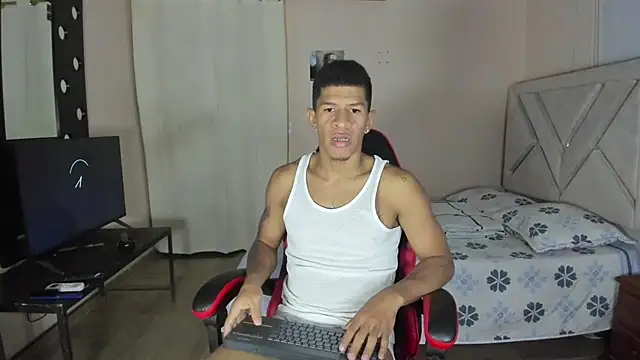 antonio aguilarx online show from August 4, 2026, 11:40 pm