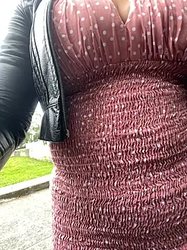 nathacha1230 online show from April 19, 2026, 5:12 pm