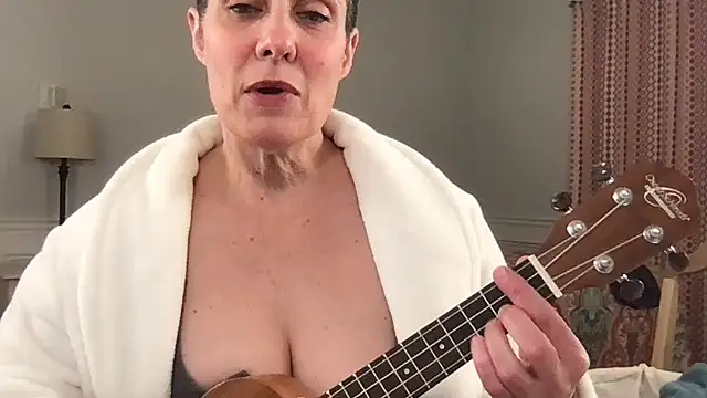 StrongSoftSexy online show from January 10, 2026, 2:02 am