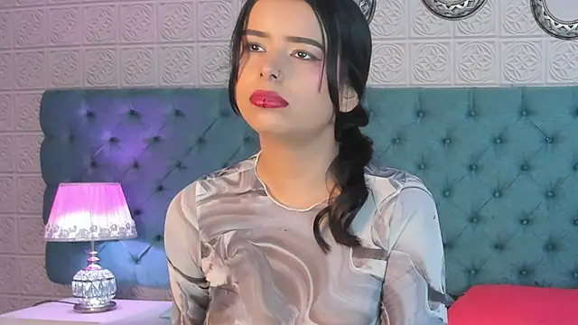 TinyRosee online show from March 4, 2026, 9:10 pm