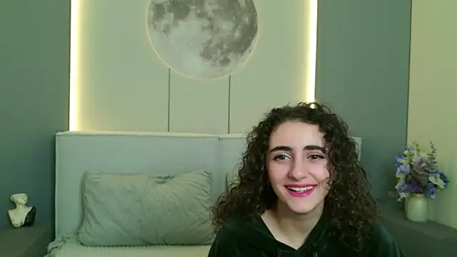 Susan Fors online show from April 18, 2026, 6:28 am