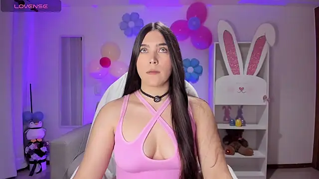  wtdreamgirl online show from April 10, 2026, 3:23 am