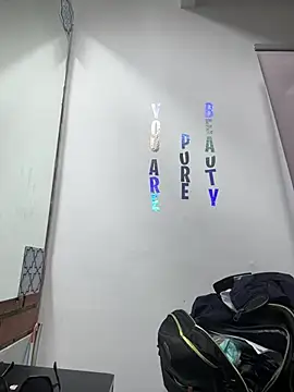 Electra Darkk online show from February 3, 2026, 9:20 pm