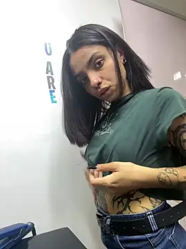 Electra Darkk online show from February 19, 2026, 4:47 pm