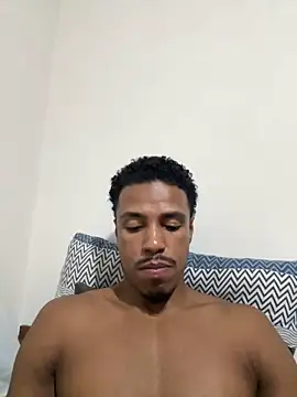 LorenzoBlack27 online show from May 15, 2026, 11:12 pm