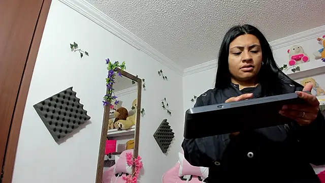 maira diazz online show from February 9, 2026, 12:09 pm