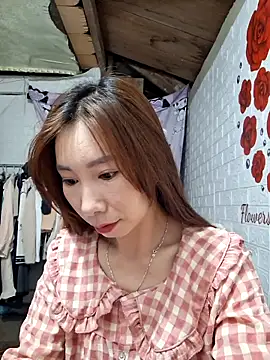 Adela-222 online show from April 15, 2026, 12:50 am