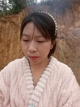 Mayly lucky2 online show from January 14, 2026, 3:01 am