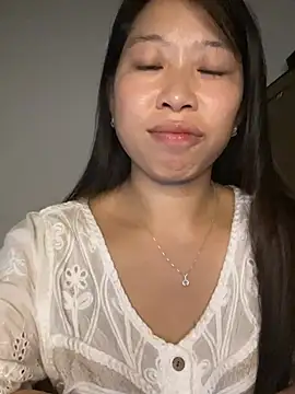 Snapshot of Mayly_lucky2 chatting on June 16, 2026, 11:13 am Mayly lucky2 online show from June 16, 2026, 11:13 am