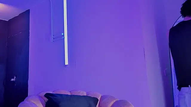 nova salvatore online show from March 28, 2026, 2:33 am